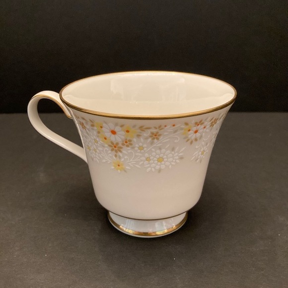 Noritake Fragrance 7025 Cup & Saucer Ivory Floral Porcelain China Discontinued - Picture 7 of 13